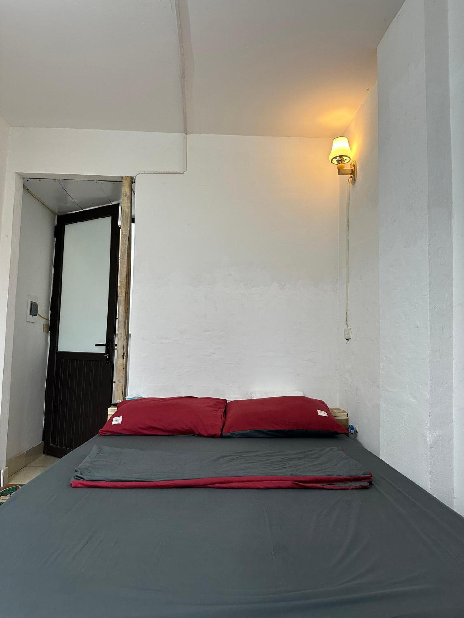 Pan Housing Hostel & Residence Ханой Экстерьер фото